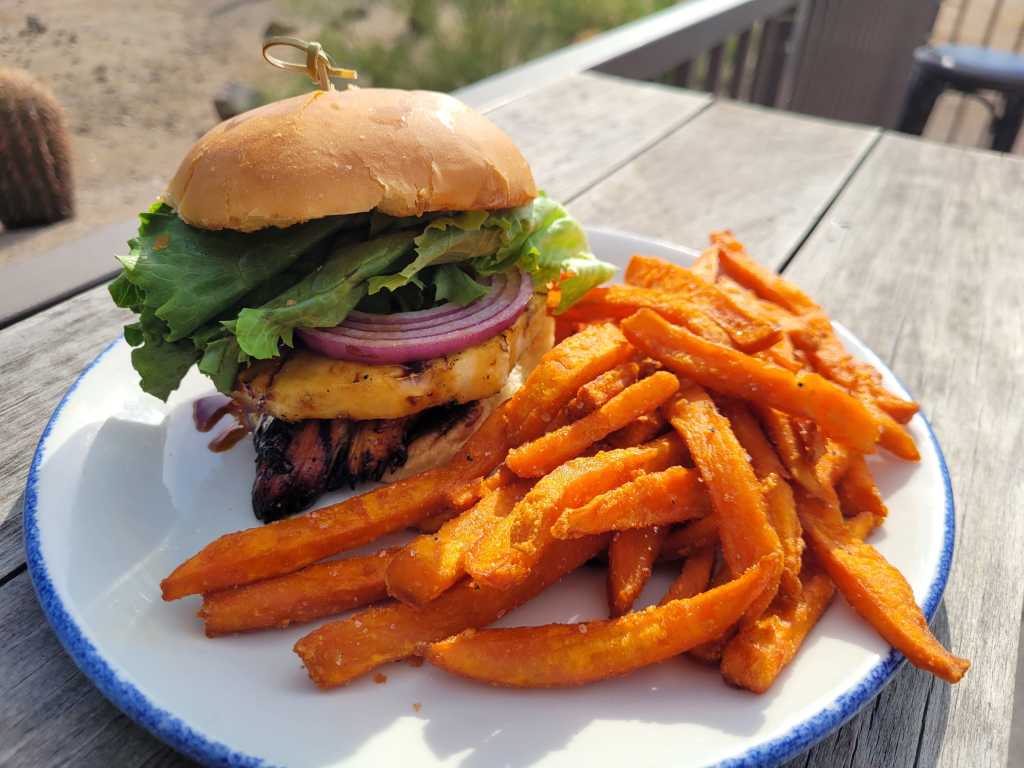beef burger side chips